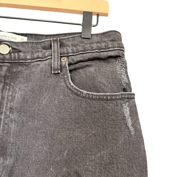 Abercrombie & Fitch Curve Love the 90’s Ultra Straight Denim - Picture 6 of 8